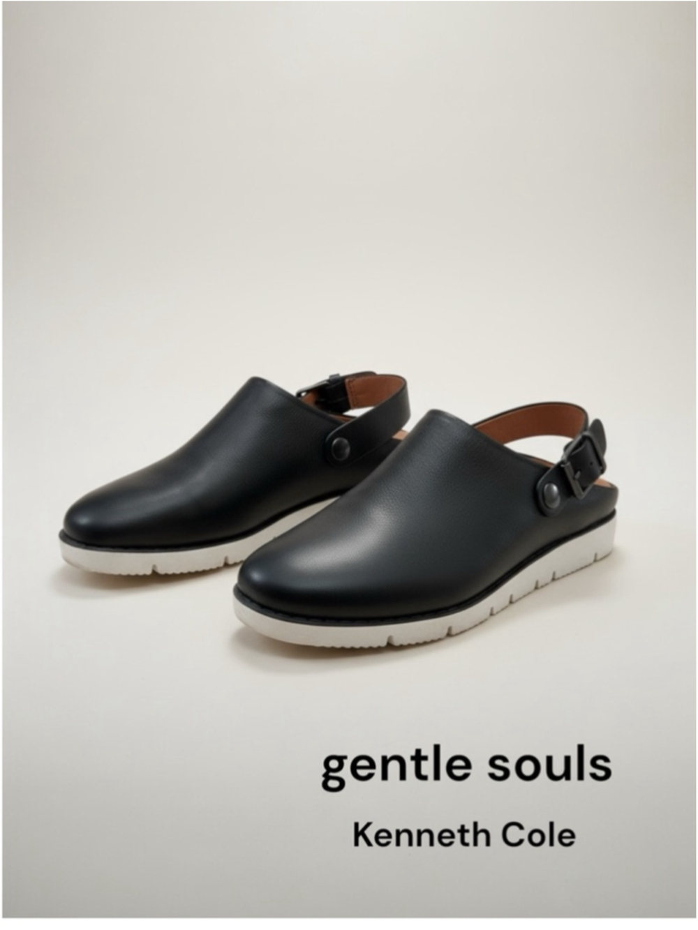 Gentle Souls by Kenneth Cole Black Clogs Size 7